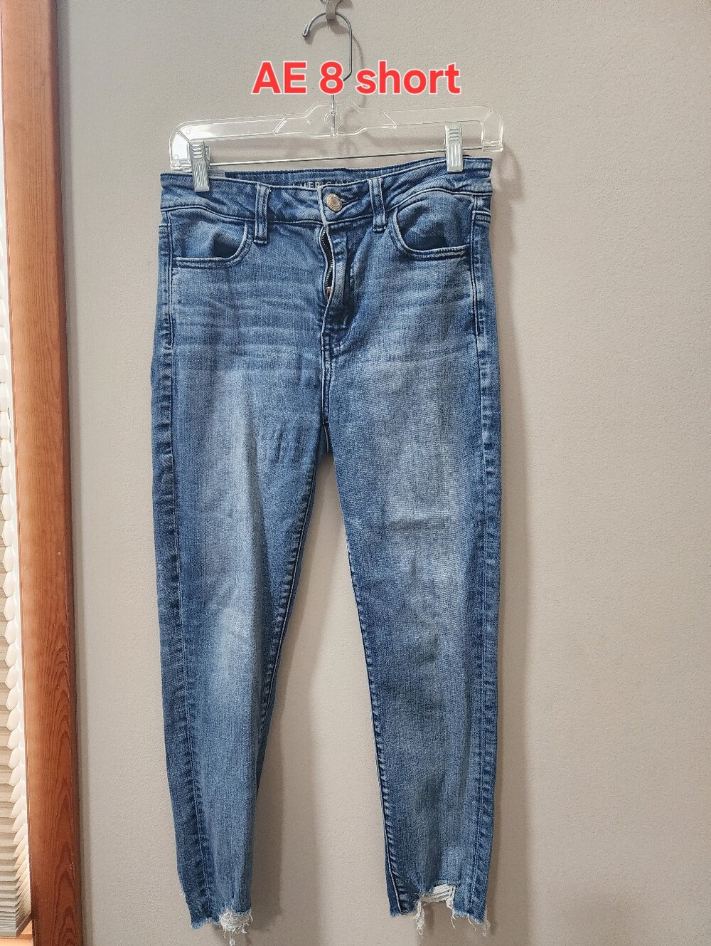 2 AE Jeans